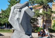 Sztehlo Gábor emlékműve Budapest