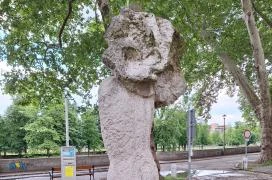 Születési szobor Esztergom