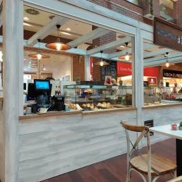 á table! - Corvin Plaza, Budapest - Belső