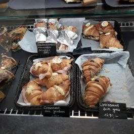 á table! - Etele Plaza Budapest - Étel/ital