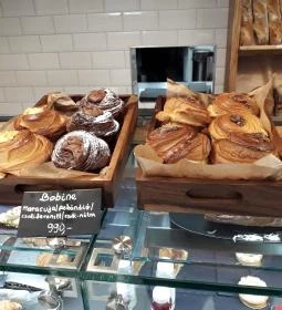 á table! - Etele Plaza