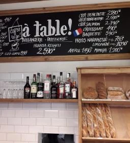 á table! - Etele Plaza