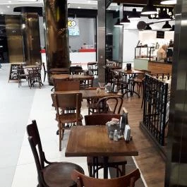 á table! - Etele Plaza Budapest - Belső