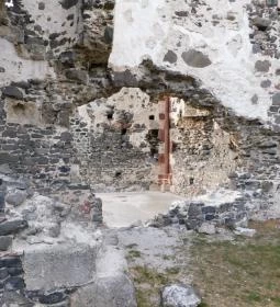 Taliándörögdi Szent András templomrom