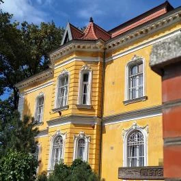 Tallián-kastély, Szabás - Külső kép