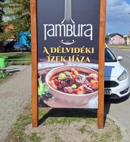 Tambura