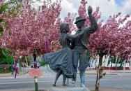 Táncos pár szökőkút Mogyoród