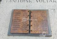 Tanítók emlékműve Jászfényszaru