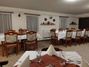 Tanya Csárda Monorierdő