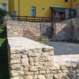 Tapolca romjai, Tapolca - Külső kép