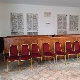 Tapolcai izraelita temető, Tapolca - Belső