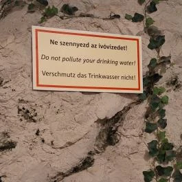 Tapolcai-tavasbarlang Látogatóközpont Tapolca - Egyéb