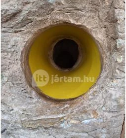 Tapolcai-tavasbarlang Látogatóközpont