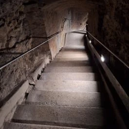 Tapolcai-tavasbarlang Látogatóközpont Tapolca - Belső