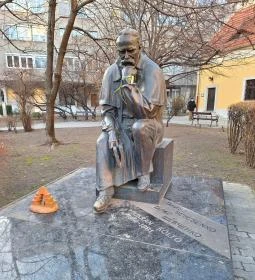 201. legjobb látnivaló: Tarasz Sevcsenko szobra