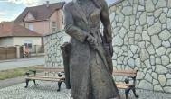 Tarcal vezér szobor Tarcal - Külső kép