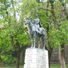 Tatai Diana Tata - Külső kép