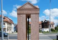 Tatai országgyűlés emlékmű Tata