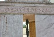 Tatai országgyűlés emlékmű Tata