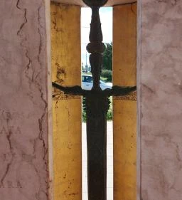 Tatai országgyűlés emlékmű