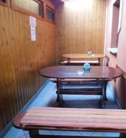 Tavi Fészek Falatozó