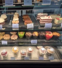 Tejmadár - Etele plaza, Budapest