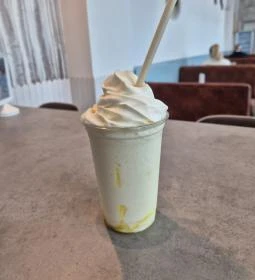 Tejmadár - Etele plaza, Budapest