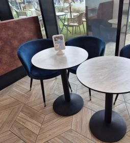 Tejmadár - Etele plaza, Budapest