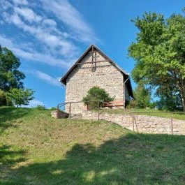 Temetőkápolna Örvényes - Külső kép