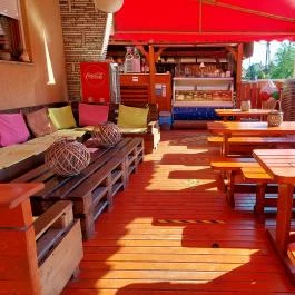 Terasz Fagyizó & Kávézó Jászfényszaru - Belső