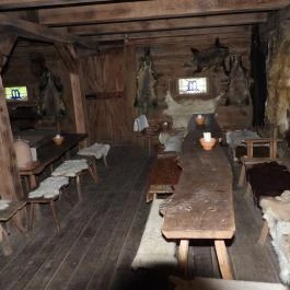 Agostyáni Ökofalu, Agostyán - Belső