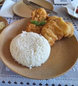 Tisza-tó Étterem & Bár