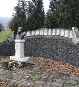 A tizenhárom aradi vértanú