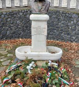 A tizenhárom aradi vértanú