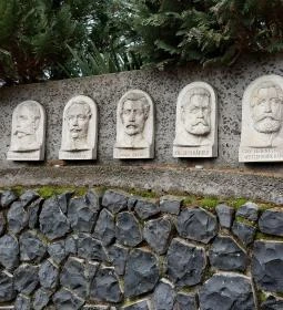 A tizenhárom aradi vértanú