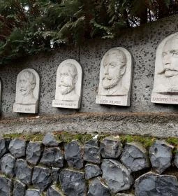 A tizenhárom aradi vértanú