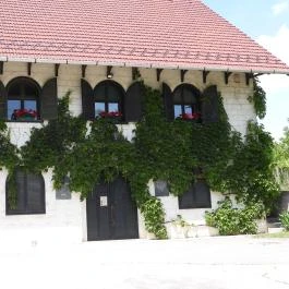 Töki pincesor Tök - Külső kép