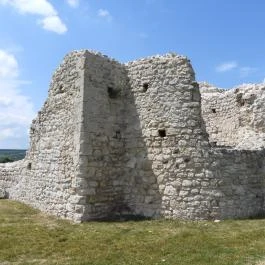 Töki templomrom Tök - Külső kép