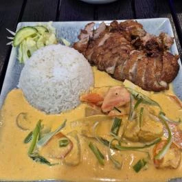 Tokymon Sushi & Asian Cuisine Budapest - Étel/ital