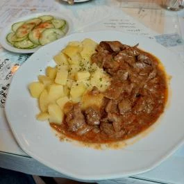 Toldi Konyhája Budapest - Étel/ital