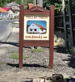 Tollas Tibor Emlékház