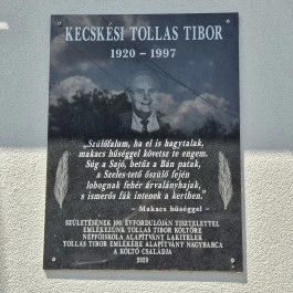 Tollas Tibor Emlékház, Nagybarca - Külső kép