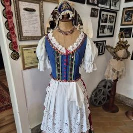 Tolnay Klári Emlékház, Mohora - Belső