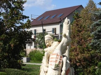 Tordasi millenniumi emlékmű Tordas