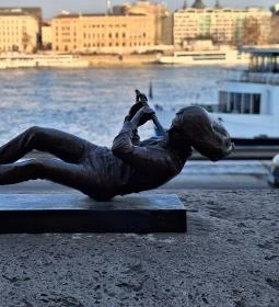 Török Ádám miniszobor