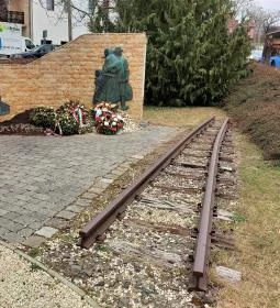 Törökbálinti kitelepítettek emlékműve