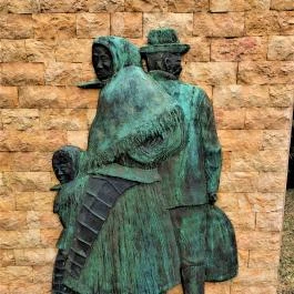 Törökbálinti kitelepítettek emlékműve Törökbálint - Egyéb
