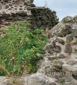 Töttöskáli templomrom