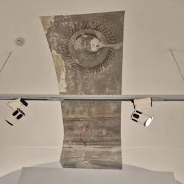 Memento Mori, Vác - Belső