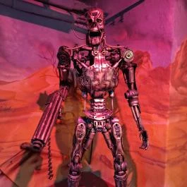 Trash Art Museum Budapest - Egyéb